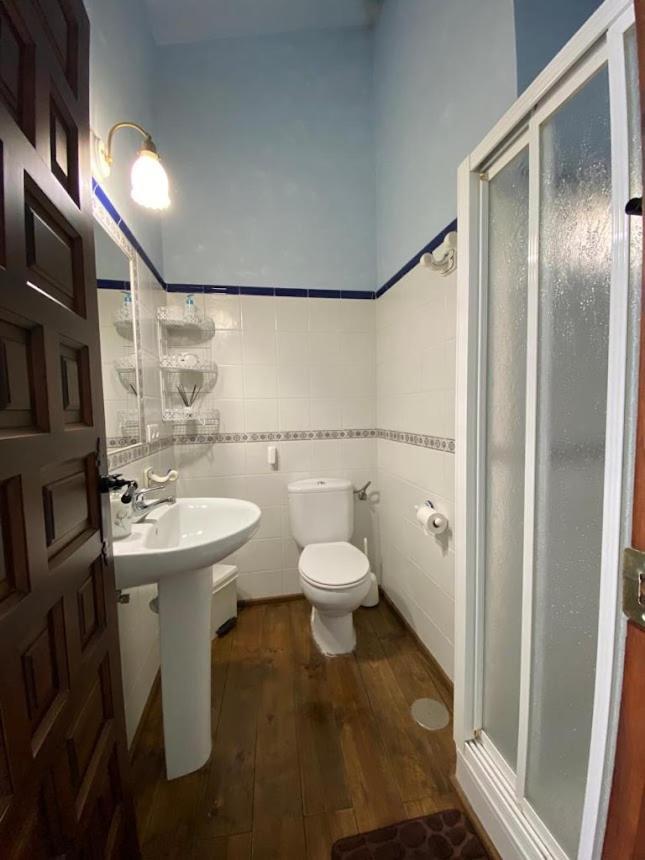 Espaciosa Y Elegante Casa Rural En 洛斯马里恩 外观 照片