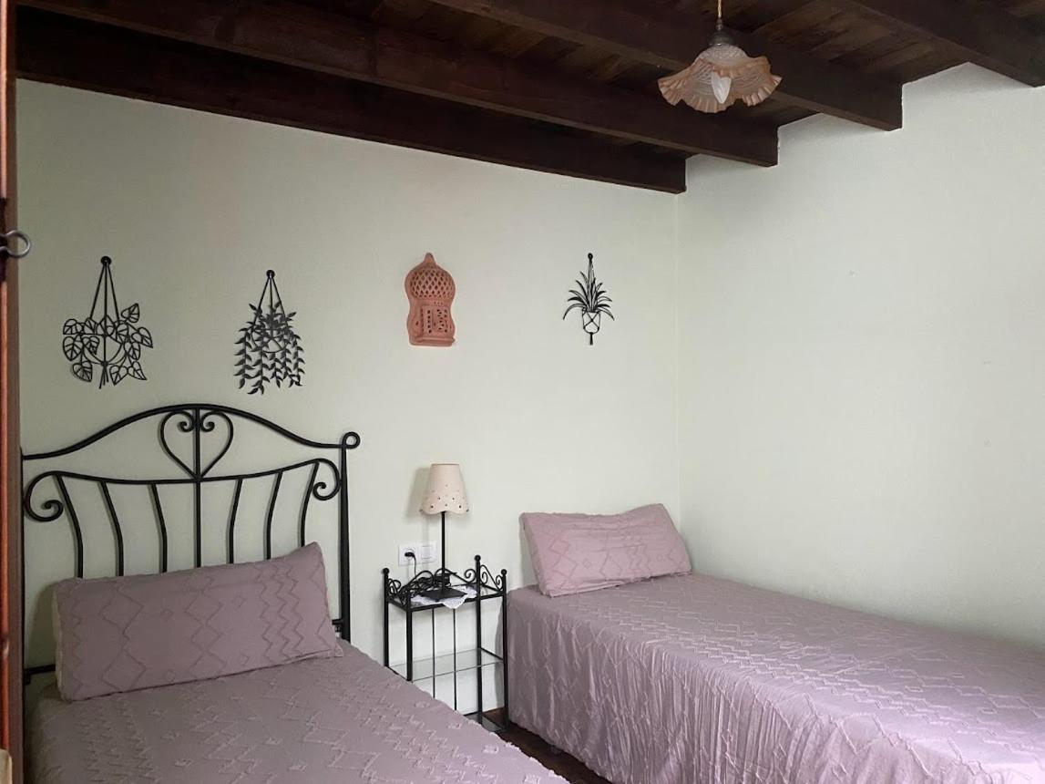 Espaciosa Y Elegante Casa Rural En 洛斯马里恩 外观 照片