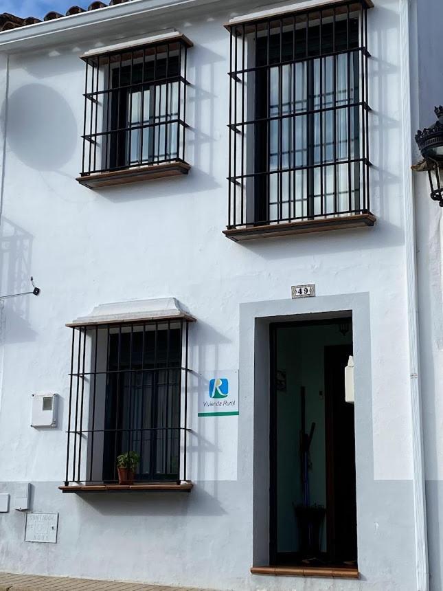 Espaciosa Y Elegante Casa Rural En 洛斯马里恩 外观 照片